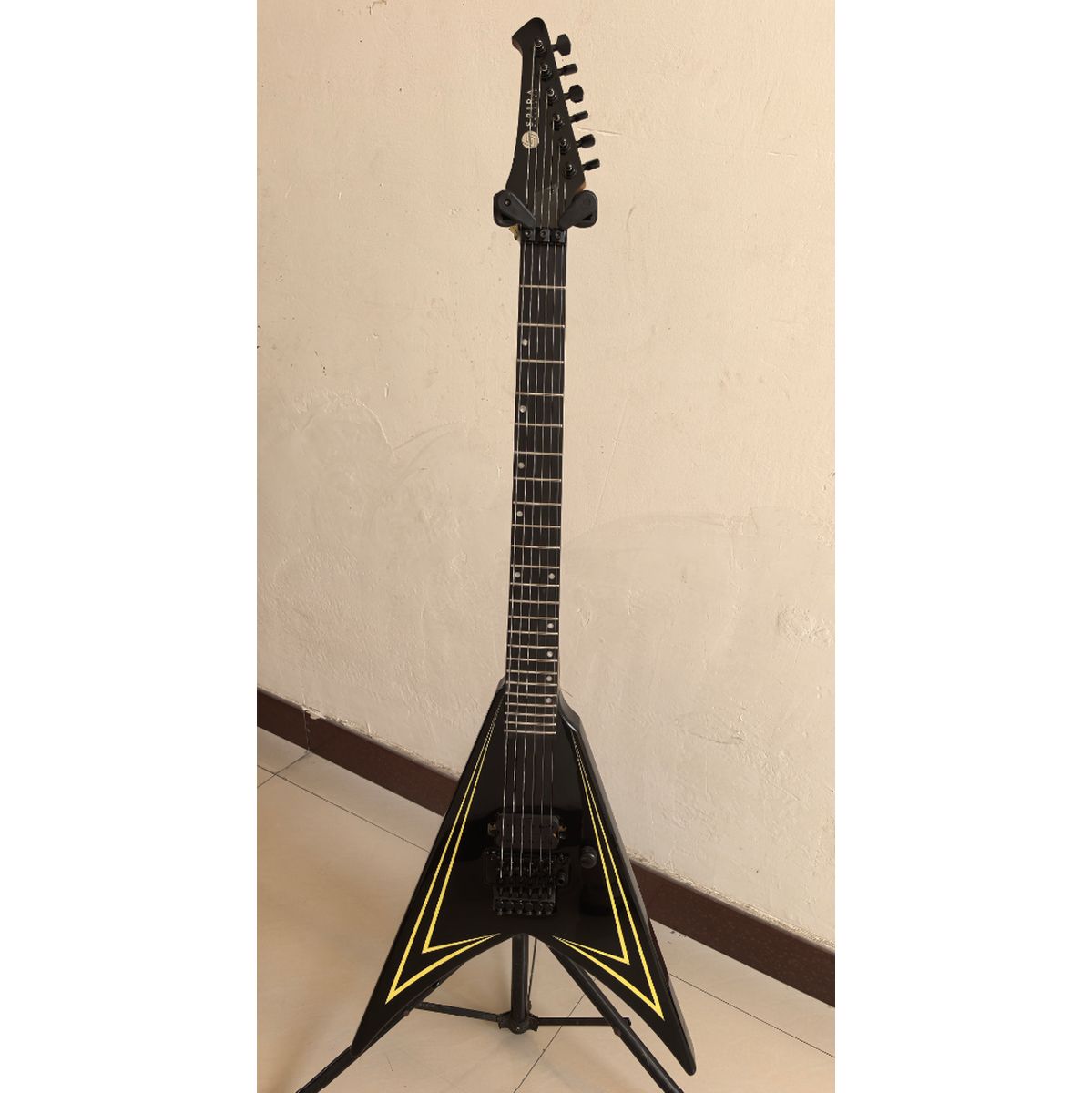 Spira V-420 BKY flying v elektrisch gitaar