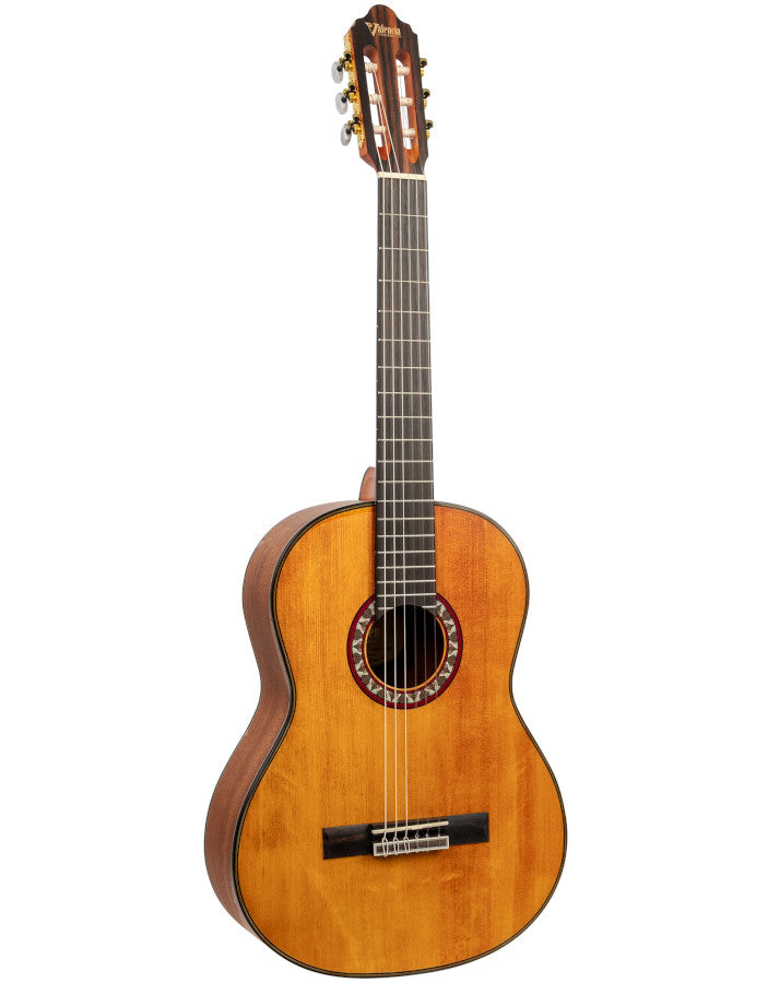 Valencia VC404 klassiek gitaar vooraanzicht