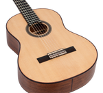 Valencia VC704 klassiek gitaar schuin aanzicht