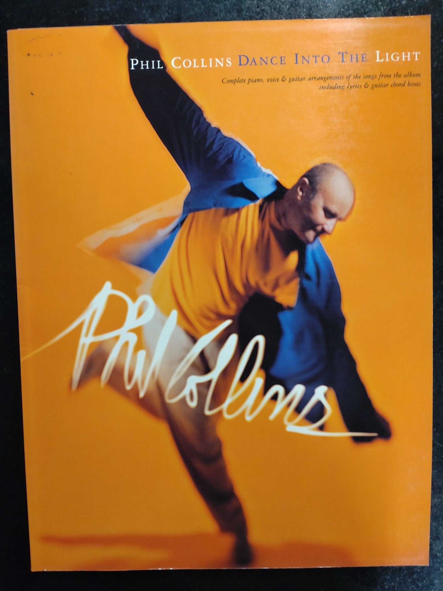 Phil Collins - Dance into the Light - Piano, zang en gitaar