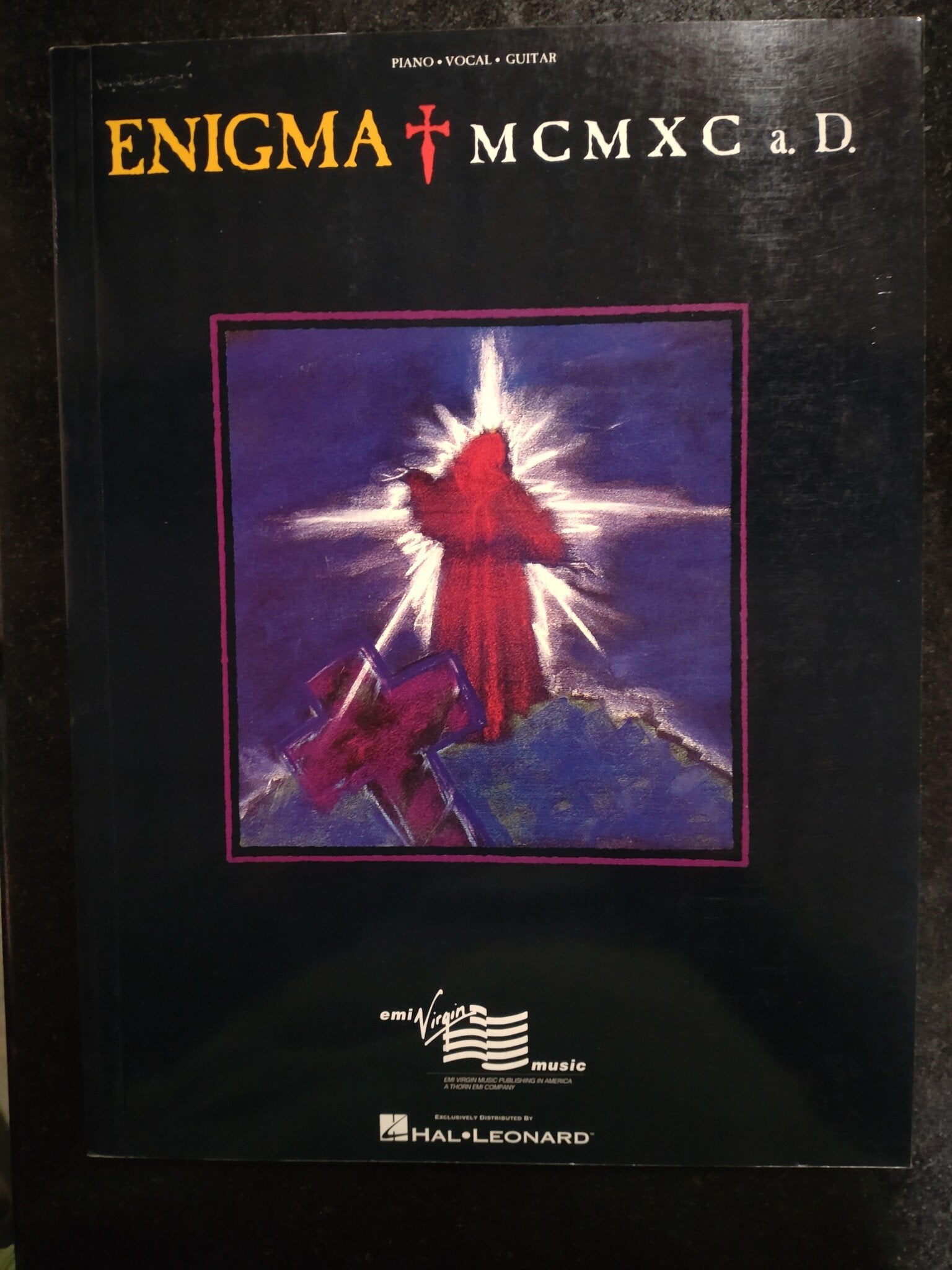Hal Leonard Enigma - MCMXC a.D. - Piano, Zang en Gitaar