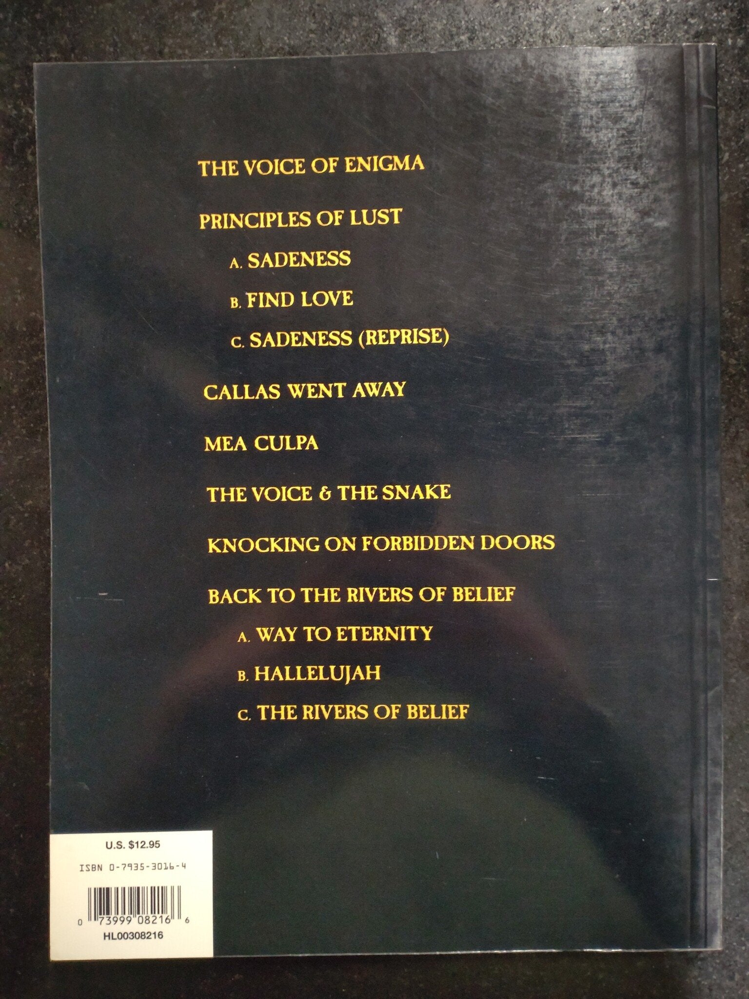 Hal Leonard Enigma - MCMXC a.D. - Piano, Zang en Gitaar