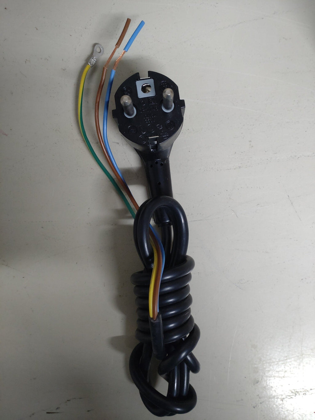 Algerin Netsnoer met haakse schuko stekker en open einde